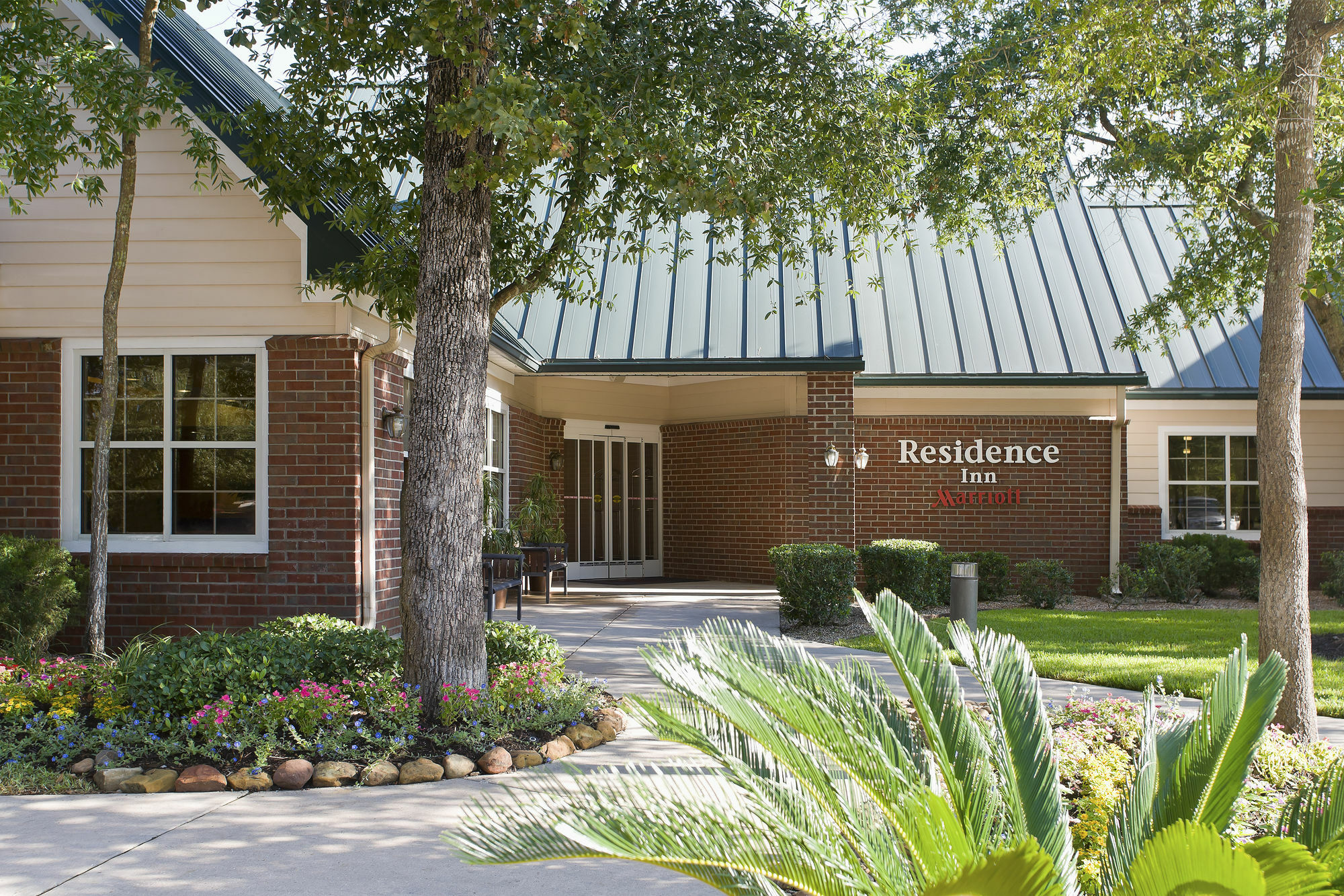 Residence Inn By Marriott Houston The Woodlands/Lake Front Circle Exterior photo